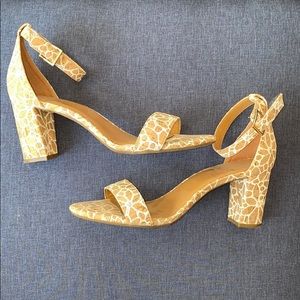 Aerosoles Heelrest cork heels!